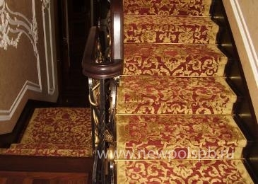 Укладка итальянского ковролина в частном доме в г. Сестрорецк.