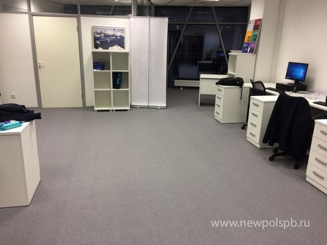 Укладка коммерческого ковролина "Quarz"  для Представительства "КатарЭйрвейз". Пулковское шоссе, д.41.