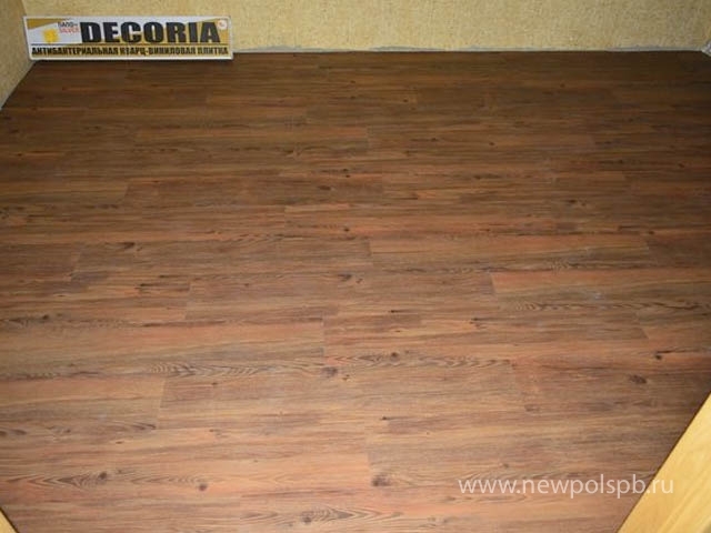 Укладка массивной доски, кварцвиниловой плитки Decoria. п. Осиновая Роща, Юкковское шоссе, д. 12, к. 1.